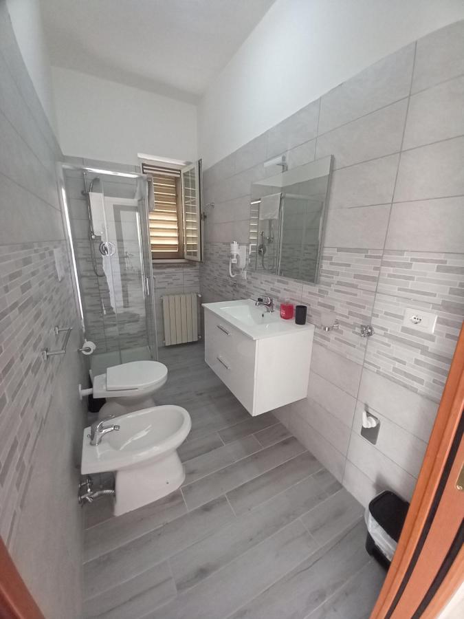 Il Girasole Formia Guesthouse Rooms エクステリア 写真