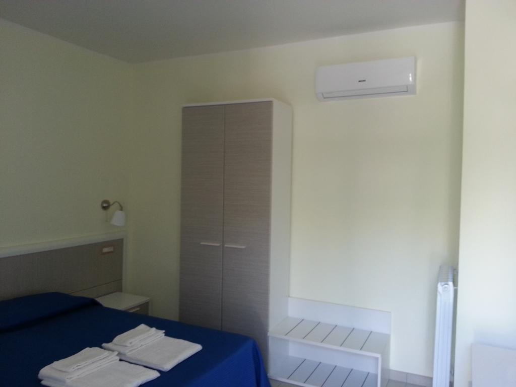 Il Girasole Formia Guesthouse Rooms エクステリア 写真