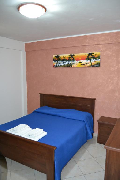 Il Girasole Formia Guesthouse Rooms エクステリア 写真